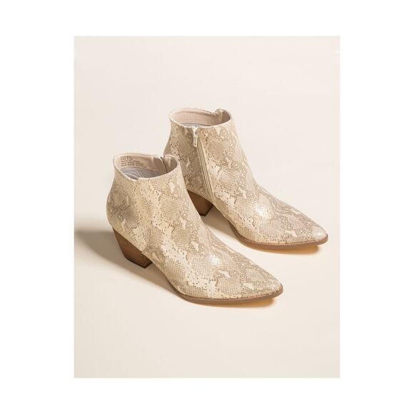 COCONUTS BY MATTISSE Astoria Ankle Booties Snakeskin Boots Size 9 - Picture 1 of 11
